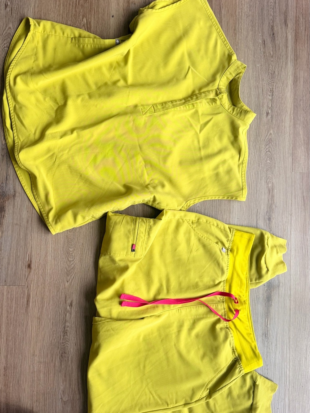 Figs scrubs set